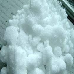 White Phenyl Compound